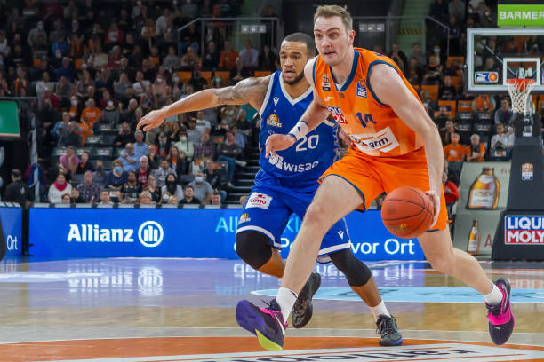 都直接影响 都直接影响