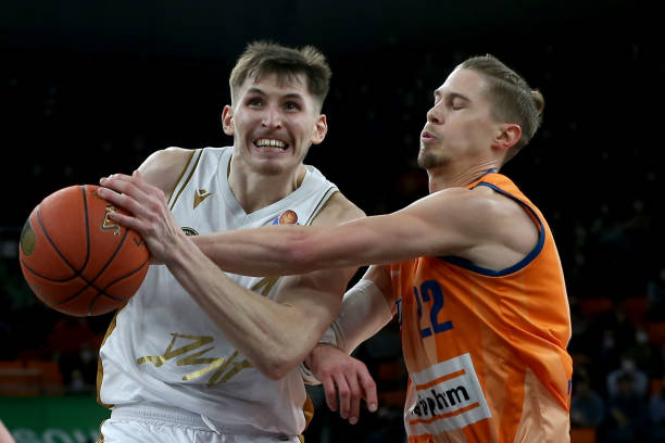 一些球员自 一些球员自