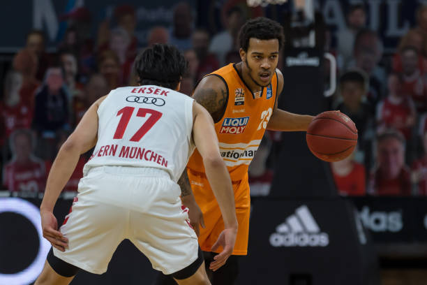 乐部管理层 乐部管理层